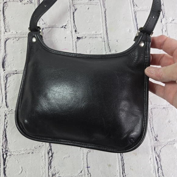 Vtg Coach 9142 black leather flap slim shoulder bag purse - Picture 5 of 10
